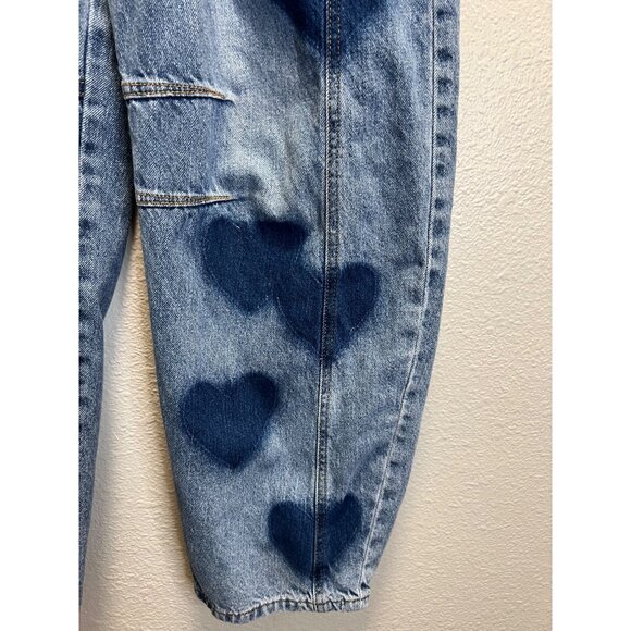 Forever 21 Womens Barrel Fit Heart Print Jeans Size 24 Light Blue Denim Casual - Picture 5 of 6